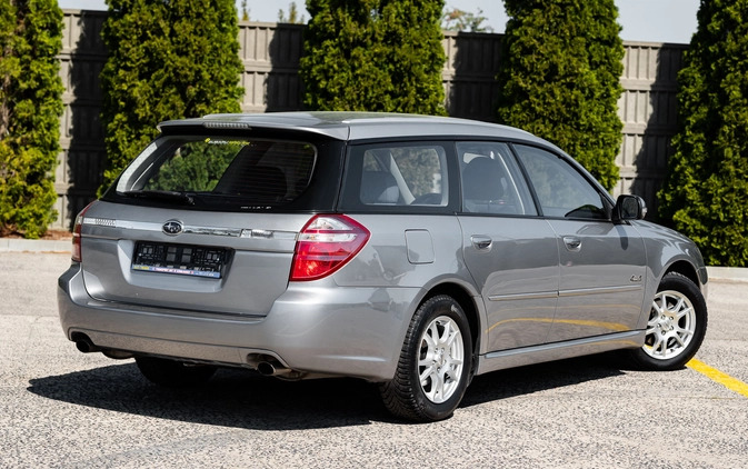 Subaru Legacy cena 19900 przebieg: 200000, rok produkcji 2007 z Radom małe 596